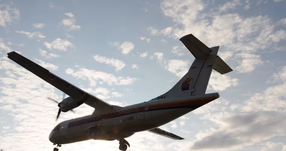 Avion atterrissant Canada