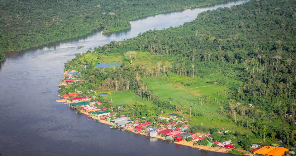 Le fleuve Maroni est l'une des cibles privilégiées de l'orpaillage illégal.
