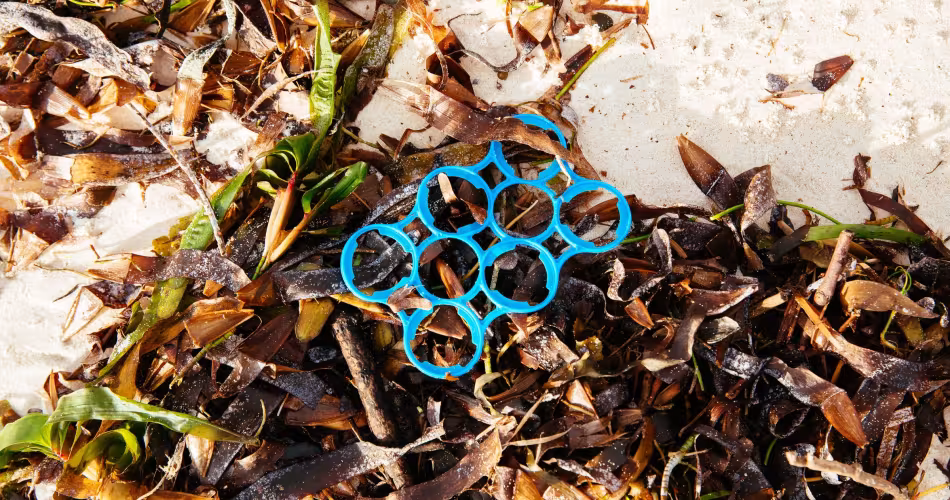 Un objet en plastique retrouvé sur une plage à Watamu (Kenya)