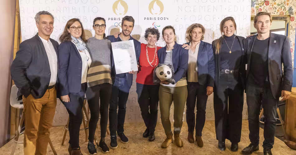 La signature de la subvention de Paris 2024 pour le programme sport durable du WWF France