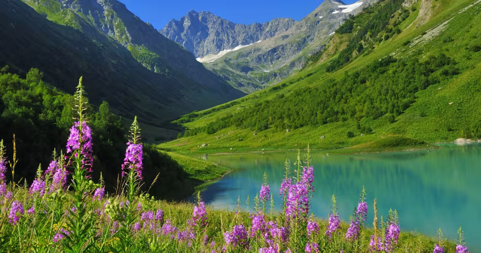 Paysage montagneux en Ossétie du Nord, Russie