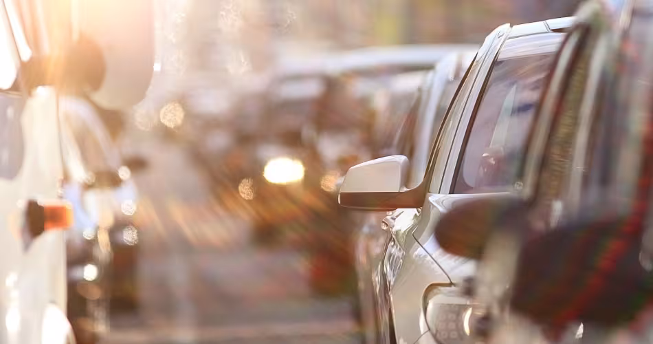 Trafic routier voiture SUV