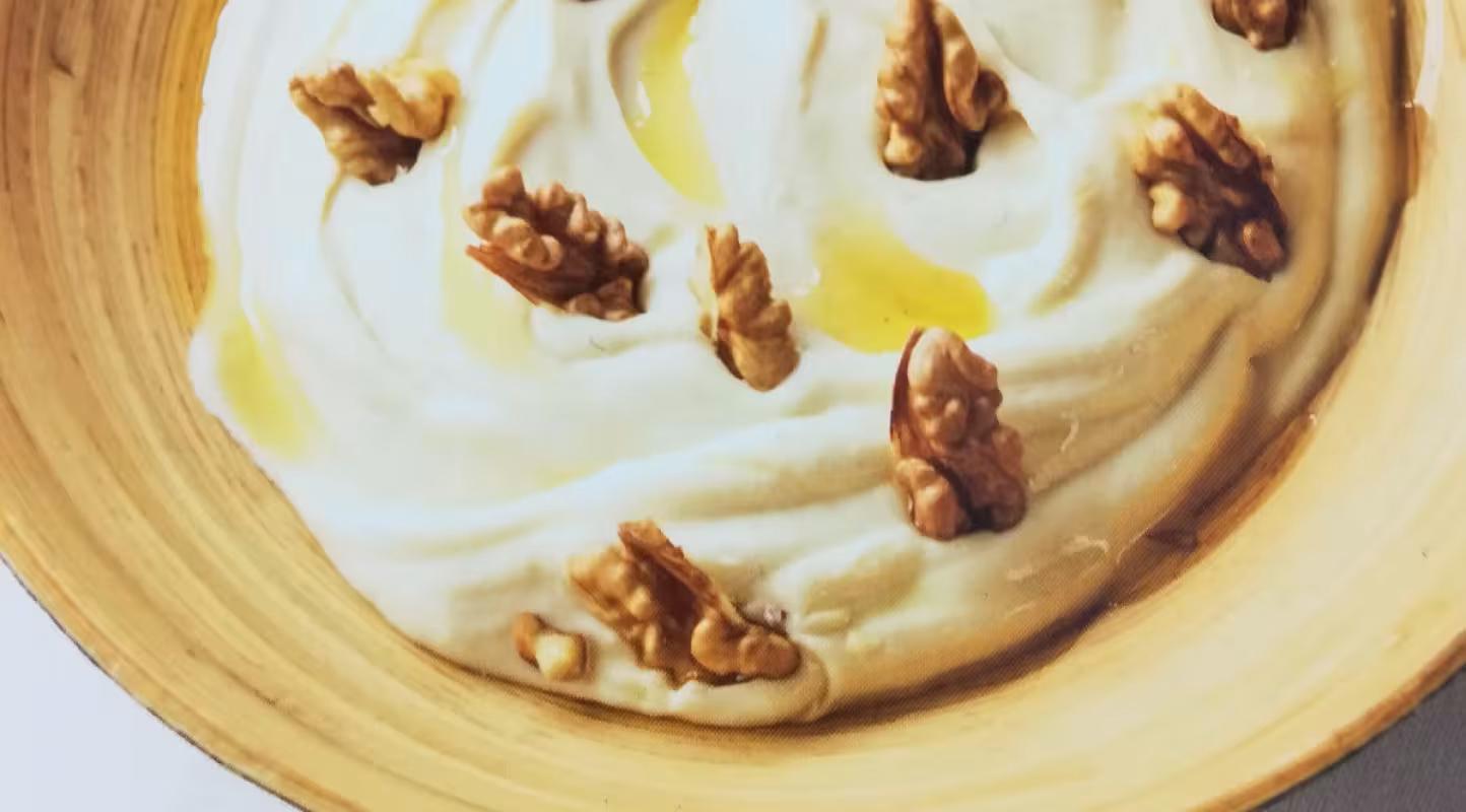 Recette de purée onctueuse de panais à l'huile de noisette et noix fraîches