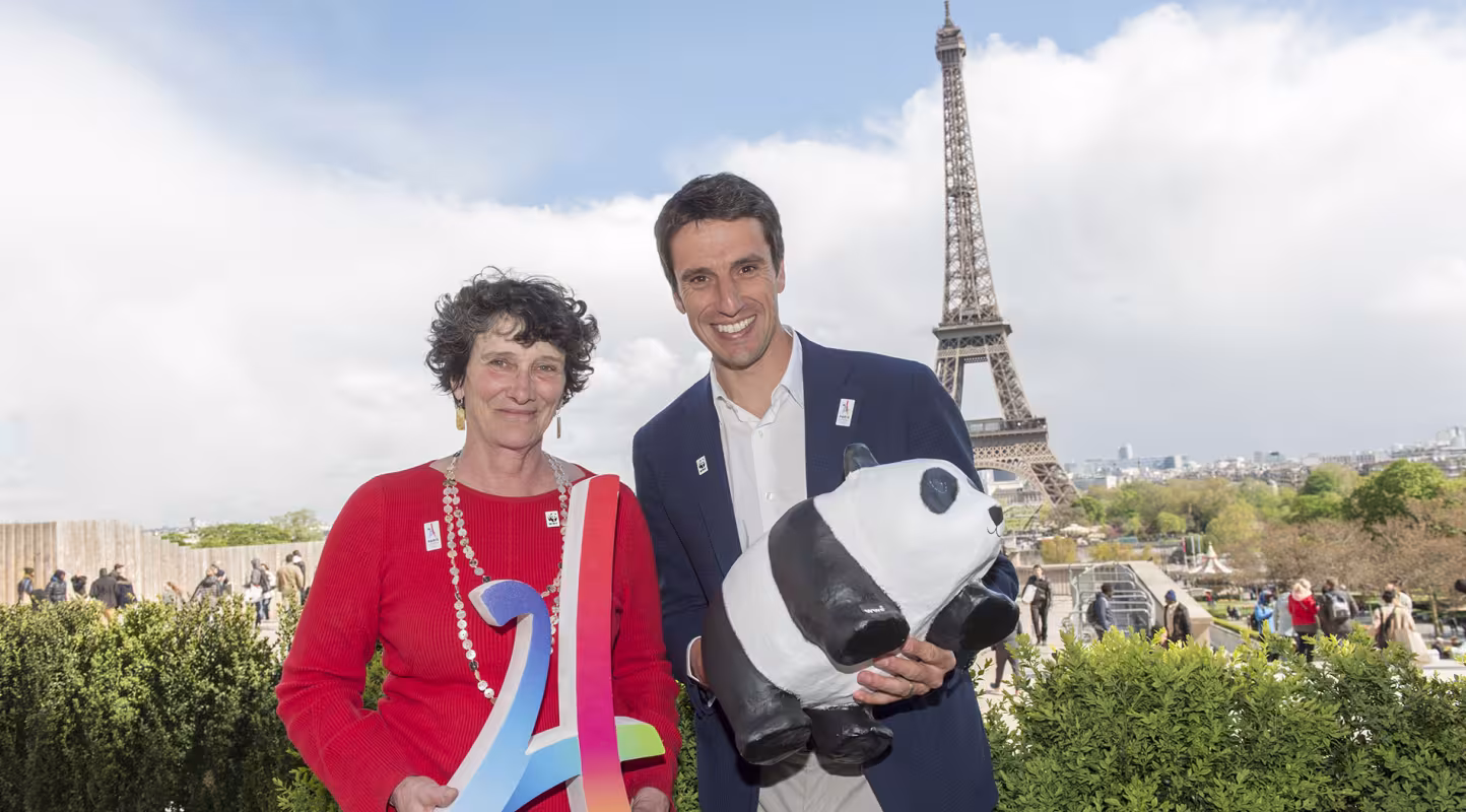 Isabelle Autissier, Présidente du WWF France et Tony Estanguet, co-Président du Comité Paris 2024, membre du CIO et triple champion olympique