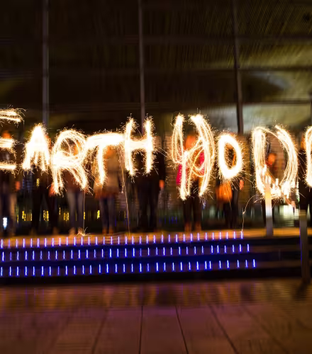 Earth Hour en light painting, Pays de Galles 2017